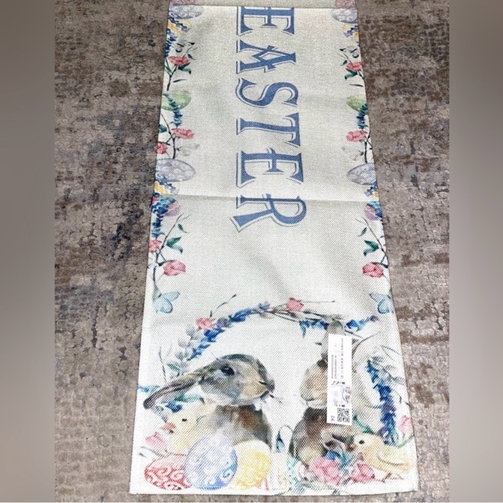 ‘Happy Easter’ table runner - Picture 2 of 2